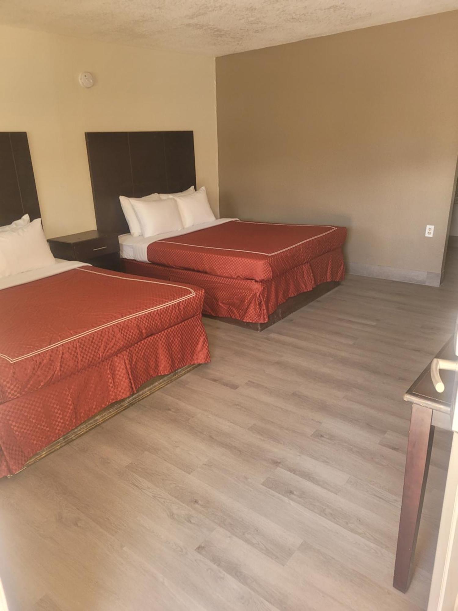 Econo Lodge Las Vegas Exterior photo
